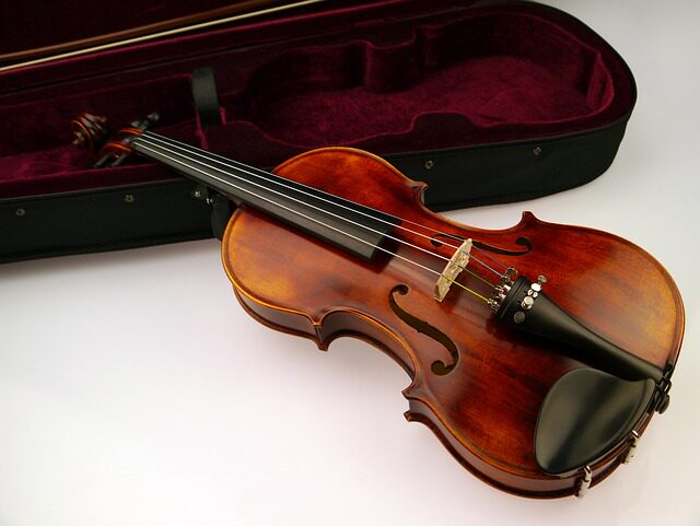 is the violin and fiddle the same instrument