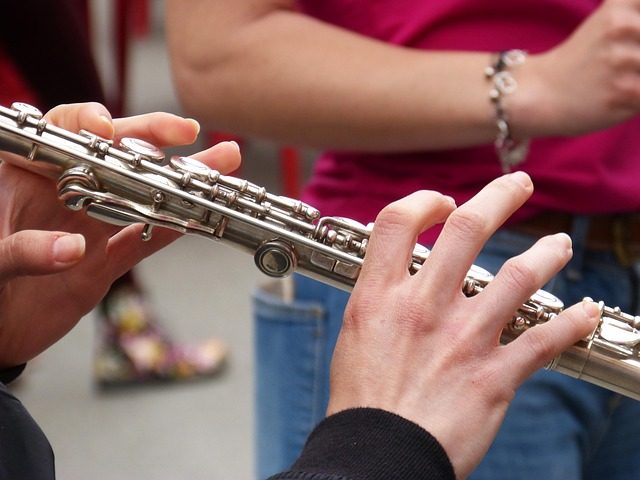 how to play happy birthday on a clarinet