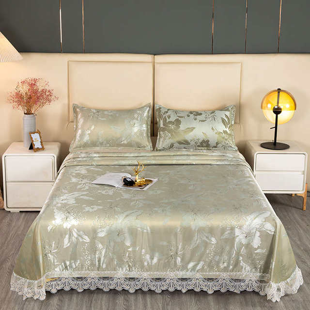 Summer ice silk cool mat three-piece set cool bed linen machine washing lace edge summer air conditioning soft mat can be customized