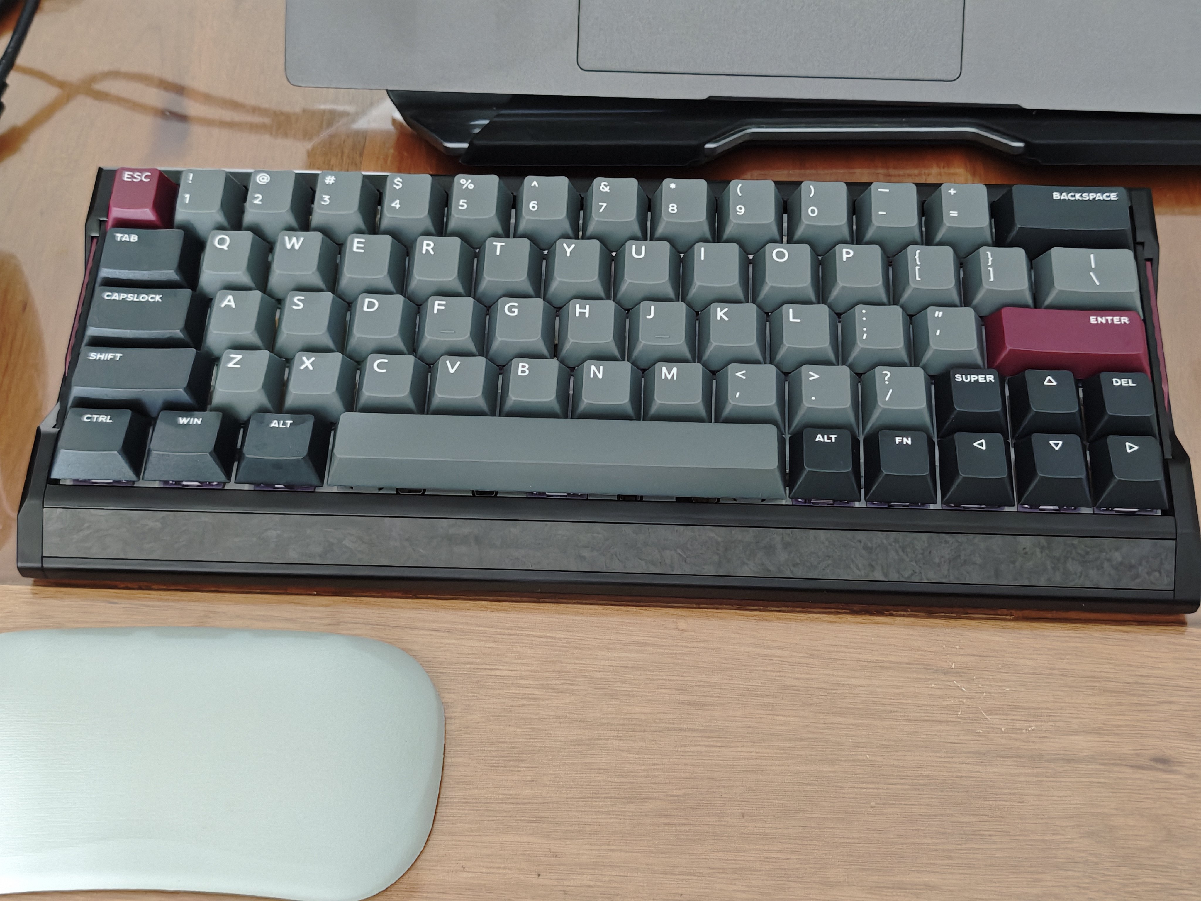 AE64 PRO-客制化PCB/兼容Gh60/EverGlide/双灯/0.001mm/480M主频评价 - 淘宝网