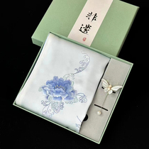 Suzhou embroidered silk pure hand-embroidered scarf and velvet flower brooch set box National Colors and Morning Wine Chinese style handicrafts
