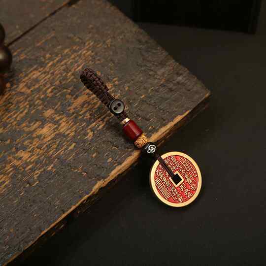 Brass Car Keychain Exquisite Female Key Car Pendant Pendant Jewelry Safety Buckle Retro Mountain Ghost Flower Money Male