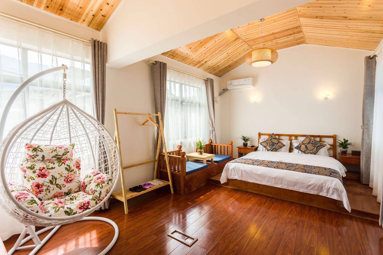 No 25 Beiyuan, Dali Ancient Town, Elegant Air-conditioned Big Bed Room
