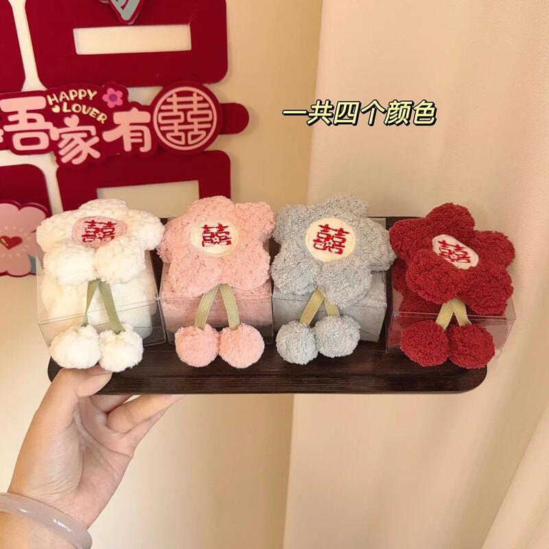 Towel Souvenirs! Small Wedding Items, Hand Towels for Bridesmaids, Friends, and Guests, Coral Fleece, Thickened, Practical and Creative Towel Souvenirs! Small Wedding Items, Hand Towels for Bridesmaids, Friends, and Guests, Coral Fleece, Thickened, Practical and Creative