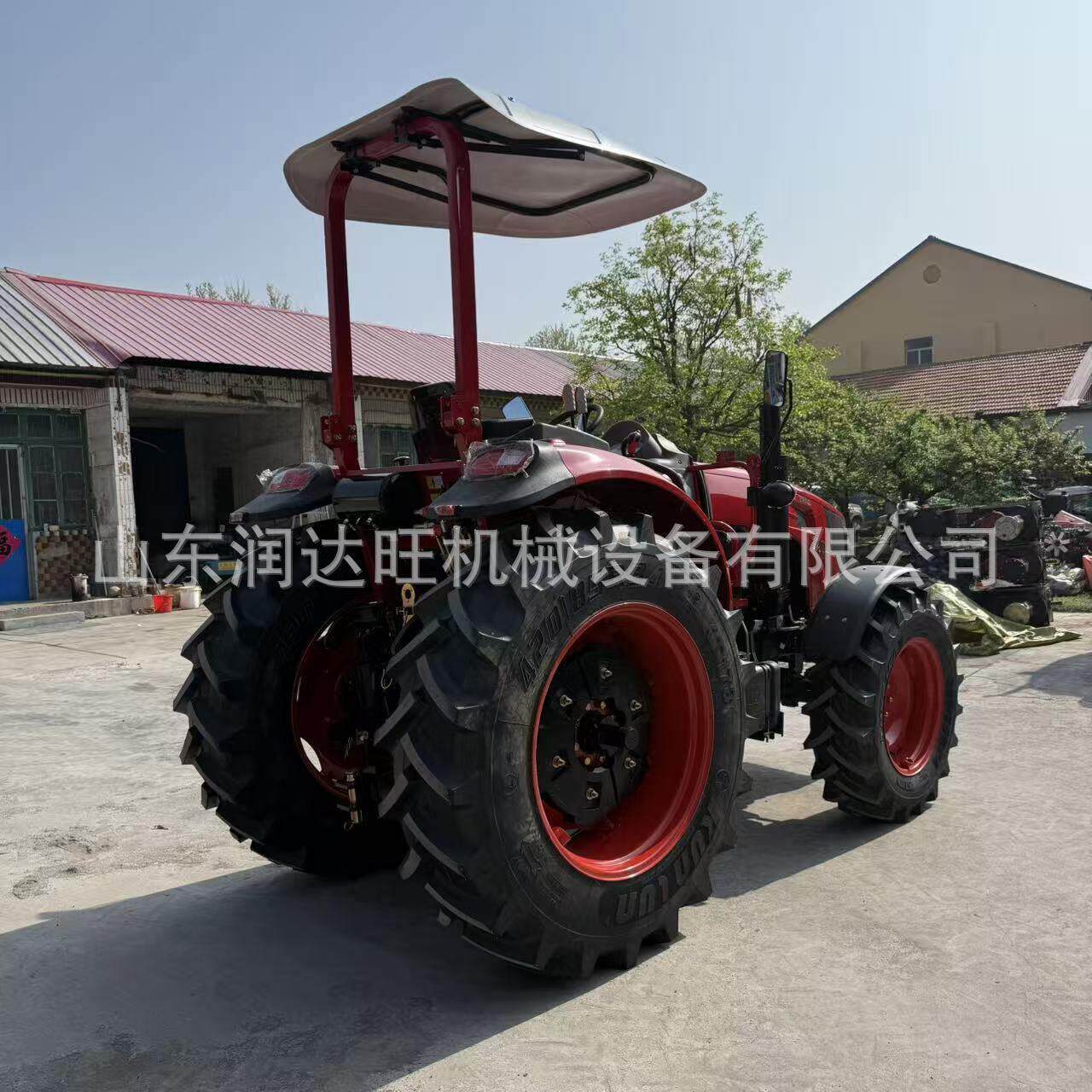 Agricultural orchard four-wheel drive 904 four-wheel four-wheel drive tractor high-horsepower rotary tiller 100-horsepower wheeled tractor