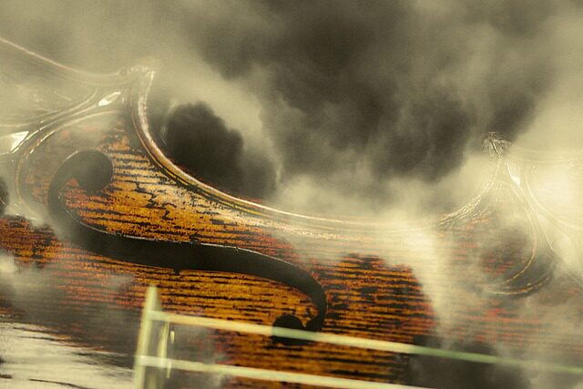 is there a difference between a violin and a fiddle