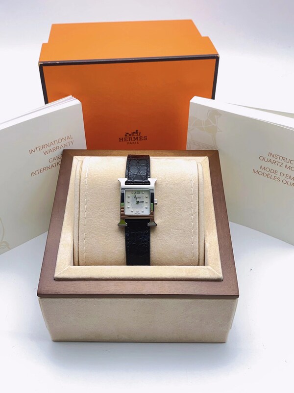 List Price 31700 [98% New] Hermès H Series W036747Ww00 Quartz Diamond-Encrusted Women's Watch