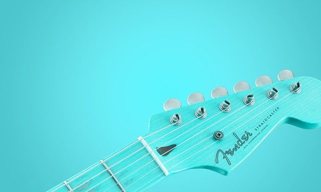 how to attach guitar strap to acoustic guitar