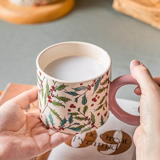 Coffee Cup, High-End and Exquisite British-Style Ceramic Mug, Large Ear-Shaped Cup, Retro Milk Cup, High-Quality Breakfast Cup