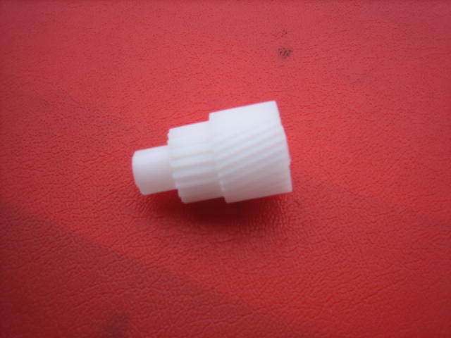 Sharp 2616 205m1820 photocopier tower-shaped drive gear wheel