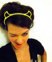 (Autumn Home) Fluorescent Color Ensemble Small Devil Genie Hair Stirrup to comb European and American foreign trade Original Order