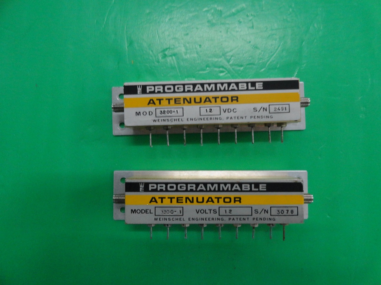 Program-controlled stepper attenuator Weinschel 3200-1 0-127dB DC-2GHz 1DB step 12V