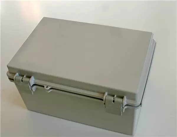 NBF-32106 [Electrical Enclosures 7.87 x 3.94 x 2.7 SOLID DOO