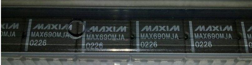 New Eco-friendly Integrated Circuit IC MAX690MJA MAX690 DIP package