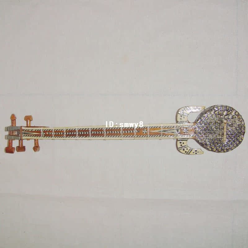 Rewapu Xinjiang ethnic musical instruments Xinjiang musical instruments Python skin size multi-size playing special