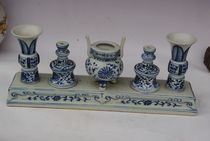 Ming Xuande blue and white export porcelain winding pattern Buddha first five supply