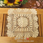 hoa loa kèn nước ngọt làm bằng tay crochet hoa móc dệt bông ren đồ dùng bảng rỗng đệm trang trí nhỏ off-trắng - Khăn trải bàn