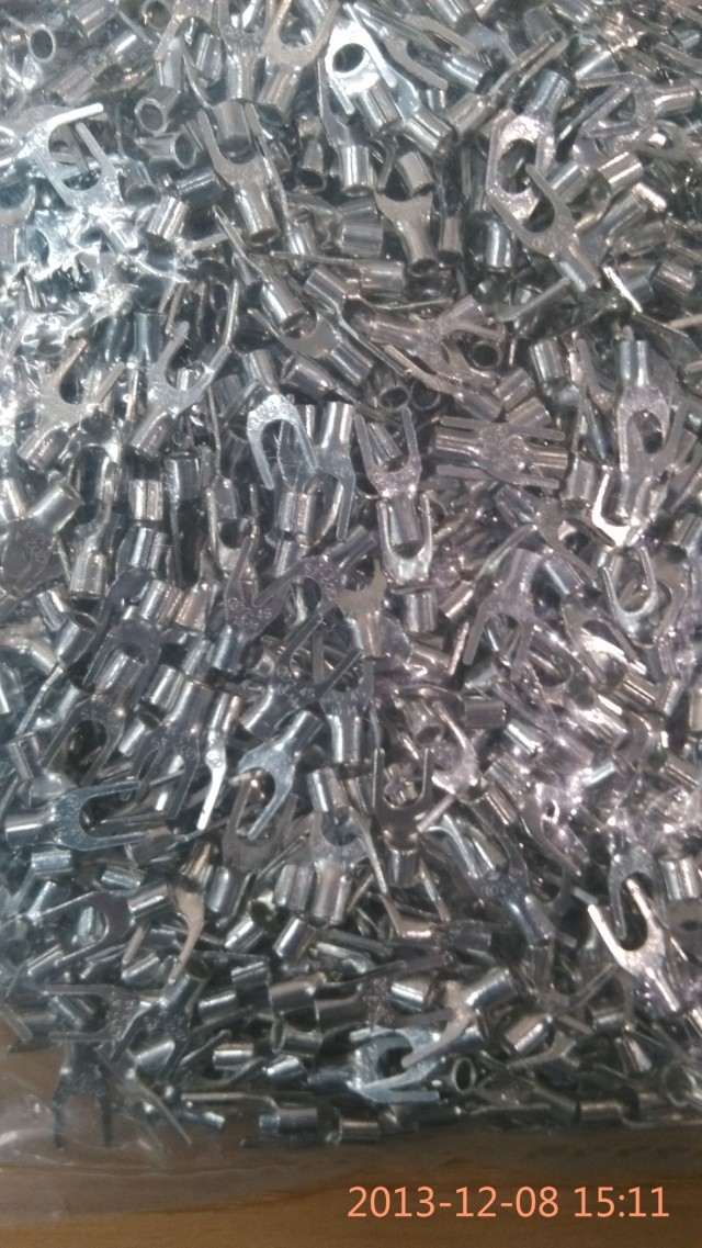 Nude terminal SNB1-4 line ear fork UT1 - 4 terminal terminal 1000 terminal blocks