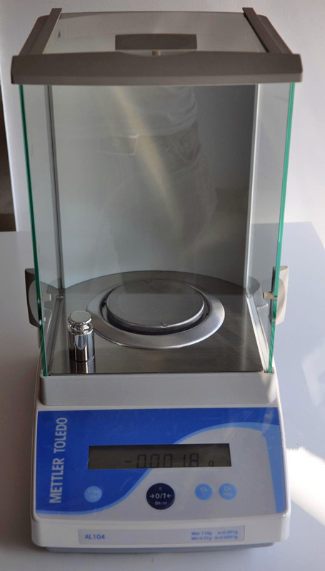 METTLER TOLEDO AL104 Precision Electronic Analytical Balance 0 0001g 0 1mg 1/10000th 110g