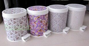 Plastic pedalling garbage can round with clamshell inner barrel home sanitary barrel office trash cans