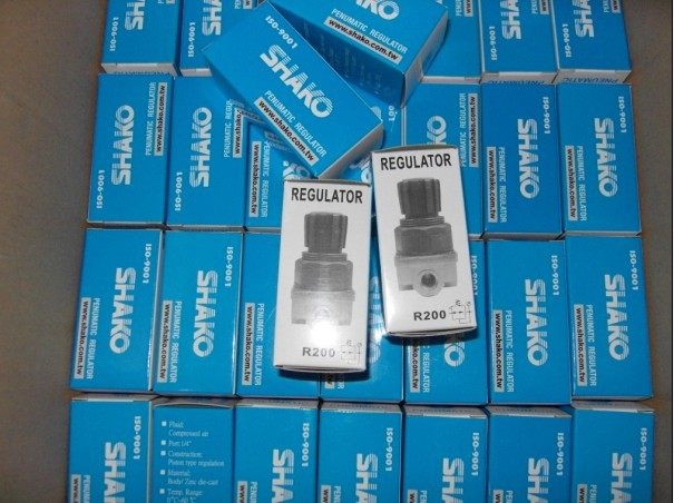 New Christine regulator R200-02 R200 SHAKO regulator R200-02GB Promotional price