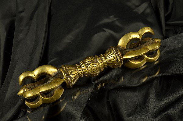 Tang Miifa instrumental East Mixer True words of the Japanese Buddhist Instrument of the Tang Miegang Tpestle The truth of the King Kong Kestle