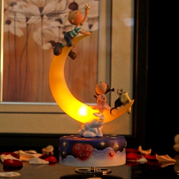 Take off a star and give it to you spinning music box Eight soundbox creative birthday lover gift to girlfriend girl