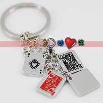 Buckle the heart string★Metal playing card keychain (can be lettered)★Creative gift keychain 180