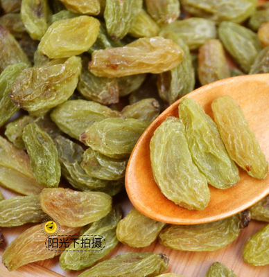 New Xinjiang large raisins 200g, ingredients for baked oatmeal with Turpan raisins
