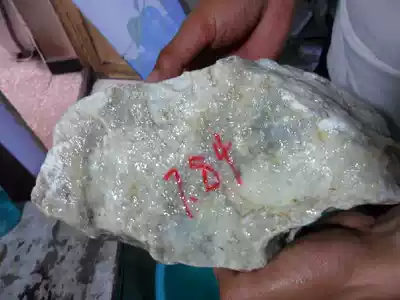No 6216 Jade raw material Qinghai material Kunlun Jade Raw stone mountain material Qingbai jade 7 84 kg