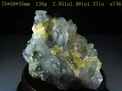 A lemon-yellow Calcite Calcite on quartz from Shangbao, Hunan