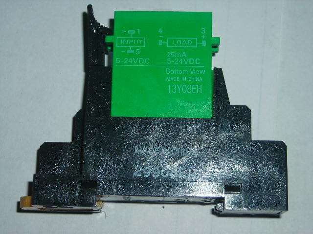 Spot OMRON solid state relay G3TA-IDZR02S