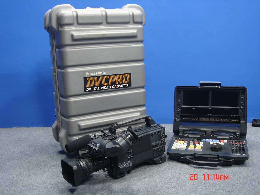 Panasonic AJ-D913 AJ-D910 SDI AJ-LT95 dvcpro 50M camera