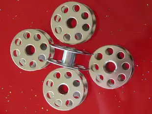 Synchronous car shuttle Sewing machine Big shuttle shuttle core Iron shuttle core perforated shuttle core Iron