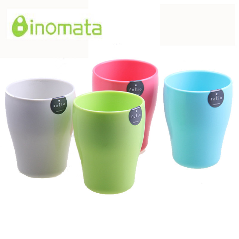 Japan Imports INOMATA Plastic Four Color Cups With Handle Candy Color Lipstick Cups Plastic Water Cup MOUTH CUPS