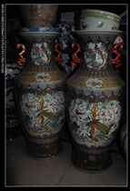 In the early days of Liberation art porcelain factory colorful figure of Ampullaria gigas