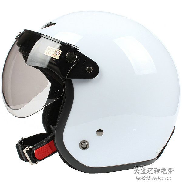 Taiwan Zhenan Halley Electric Motor Safety Halley Men and Women Safe Anti-UV Retro Helmet Winter