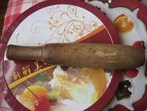 National smooth and beautiful pattern walnut carved hammer stick wood tool for laundry use Tool 1
