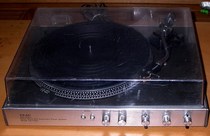 TEAC TS-F50 player vinyl record player 220V voltage