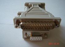 Adaptateur broche DB25 vers trou DB9 pour MODEM uniquement.