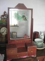 Cultural Revolution dresser to stay in the mountains when the rotten blooms raise guard against the old three peoples commune