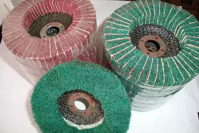 Scrub wheel 100 * 16mm sand sandwich drawing wheel polishing wheel red Green abrasive abrasive grinding machine