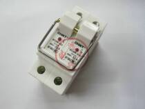 Original Fitting Positive Thai RO15 Ceramic Fuse Base Fuse Base RT28-32X 2P (with lamp)