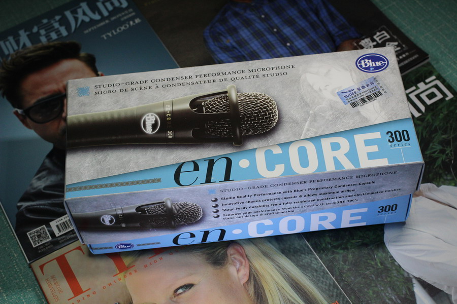 Blue enCORE300 performance handheld capacitive microphone microphone YY anchor device external connection sound card suit