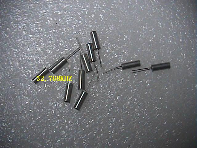32 768kHz clock crystal 32 768K cylindrical 3*8 MM Domestic original 10=1 4