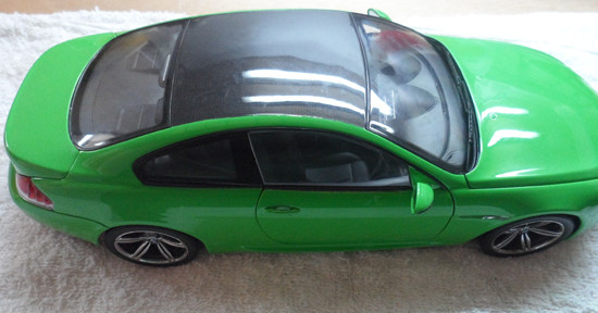 1 18 Jingshang BMW M6 color change green alloy car model modification case