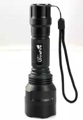 Special offer 18 CREE C8 XM-L2 U310WXPE LED strong light rechargeable long-range 18650 flashlight