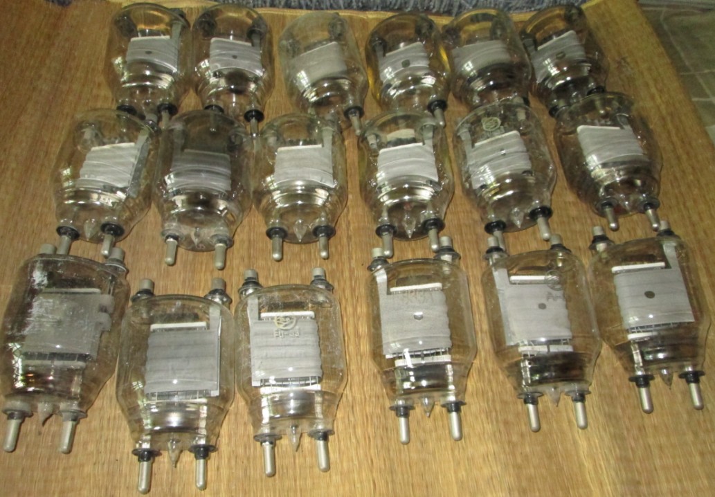 FU-33 FU-33 vacuum tube 833C 501 Nanjing Sanlle torch high-power high-week wave heat-combined machine