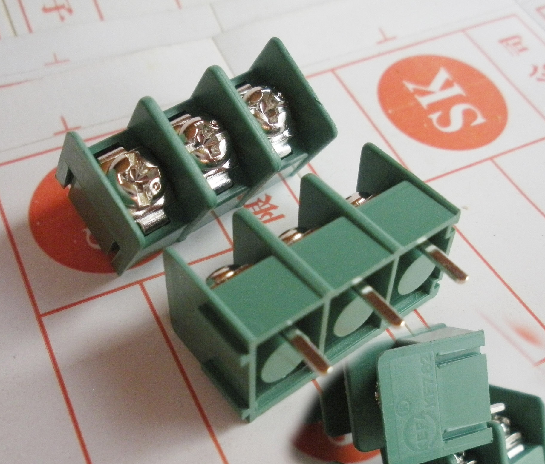 Wiring terminal KF7 62-3P power supply wiring table connector foot distance 7 62MM 300V20A