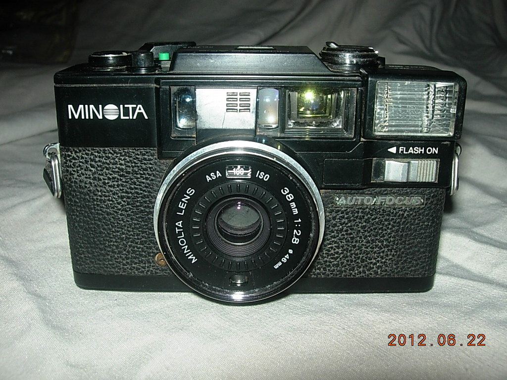 Minolta AFD35mmf2 8 Fixed Focal Lens Camera